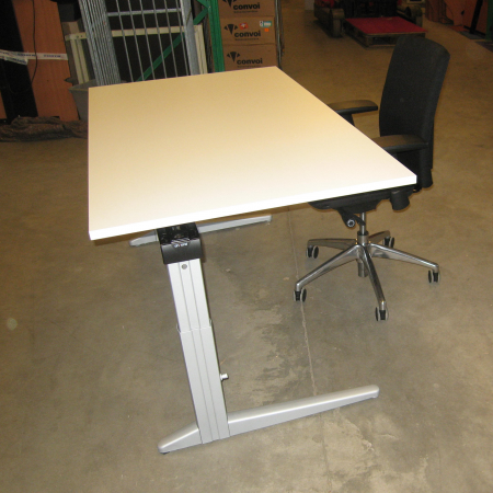 Ahrend Essa bureau 160 x 80 cm Ahrend Essa bureau 160 x 80 cm