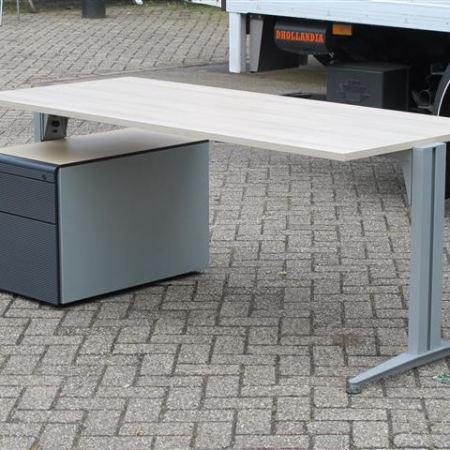 Kembo Elektron bureau Kembo Elektron bureau
