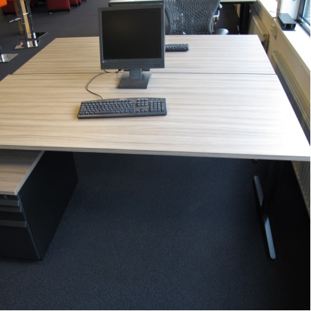 Assenburg bureau 180 x 80 cm Assenburg bureau 180 x 80 cm