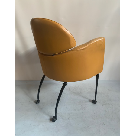 Artifort verrijdbare fauteuil Artifort verrijdbare fauteuil