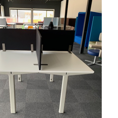 Ahrend Mehes callcenter opstelling met opzetwand Ahrend Mehes callcenter opstelling met opzetwand