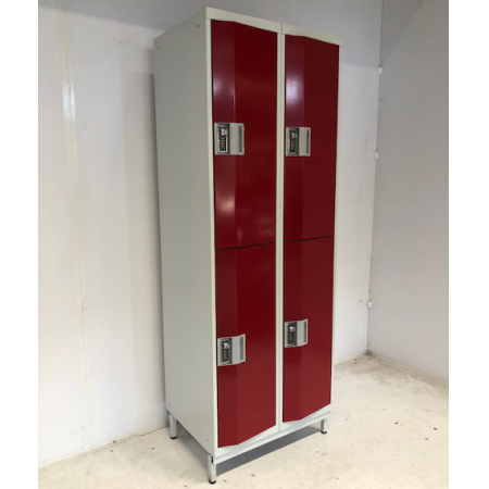 Oostwoud lockerkast rood, 4-deurs Oostwoud lockerkast rood, 4-deurs